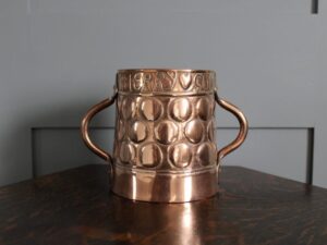Yattendon Class copper motto tankard